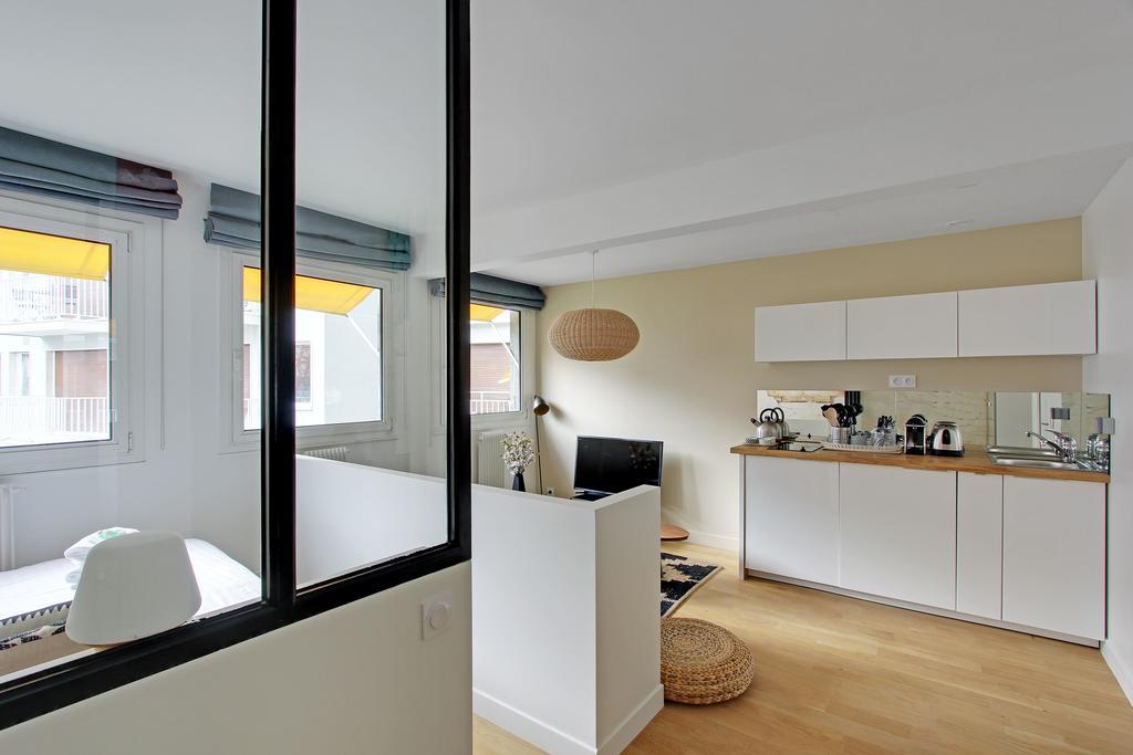 Pick A Flat'S Apartment In Eiffel Tower- Boulevard De Grenelle Paris Exterior photo