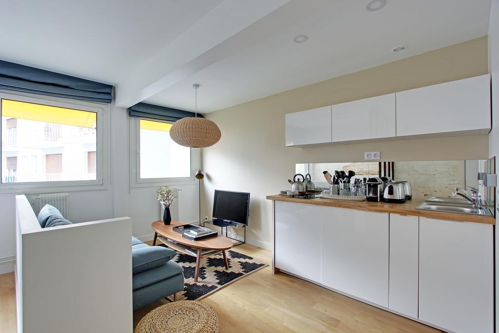 Pick A Flat'S Apartment In Eiffel Tower- Boulevard De Grenelle Paris Exterior photo